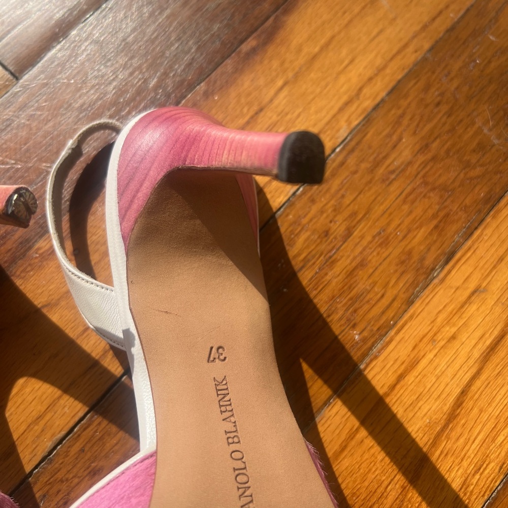 Manolo Blahnik Pink Pony Hair Slingback Heels Size 37 Kitten Heel - Picture 13 of 16